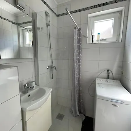Seaesta Holiday- Modern Appartamento